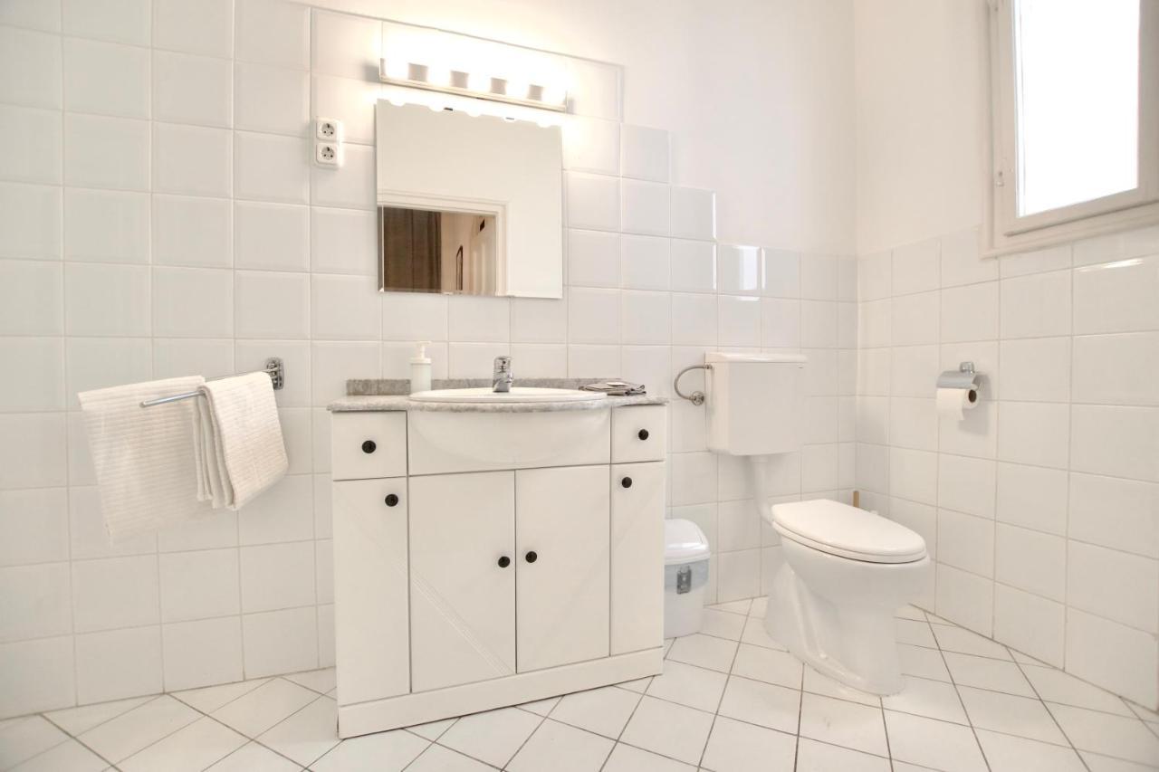 Budget By Hi5 - Center Of The Center Appartement